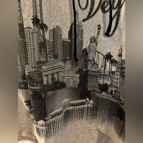 Las Vegas Hooded Shirt - Picture 8 of 8